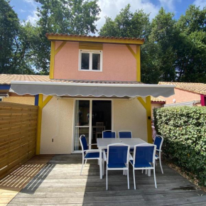 Villa Soustons Plage / Résidence les villas du lac avec piscine